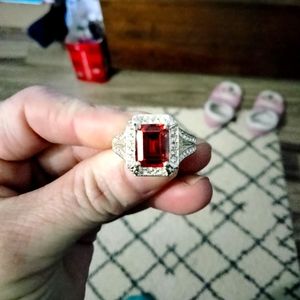 Size 10 Ring
